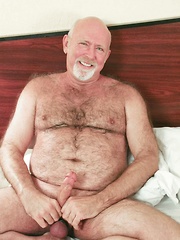 Pablo Paris - Load Collector - Gay porn pics at Gaystick