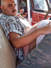 Adam Wolfe and Jaysen Wolfe - Gay porn pics at Gaystick